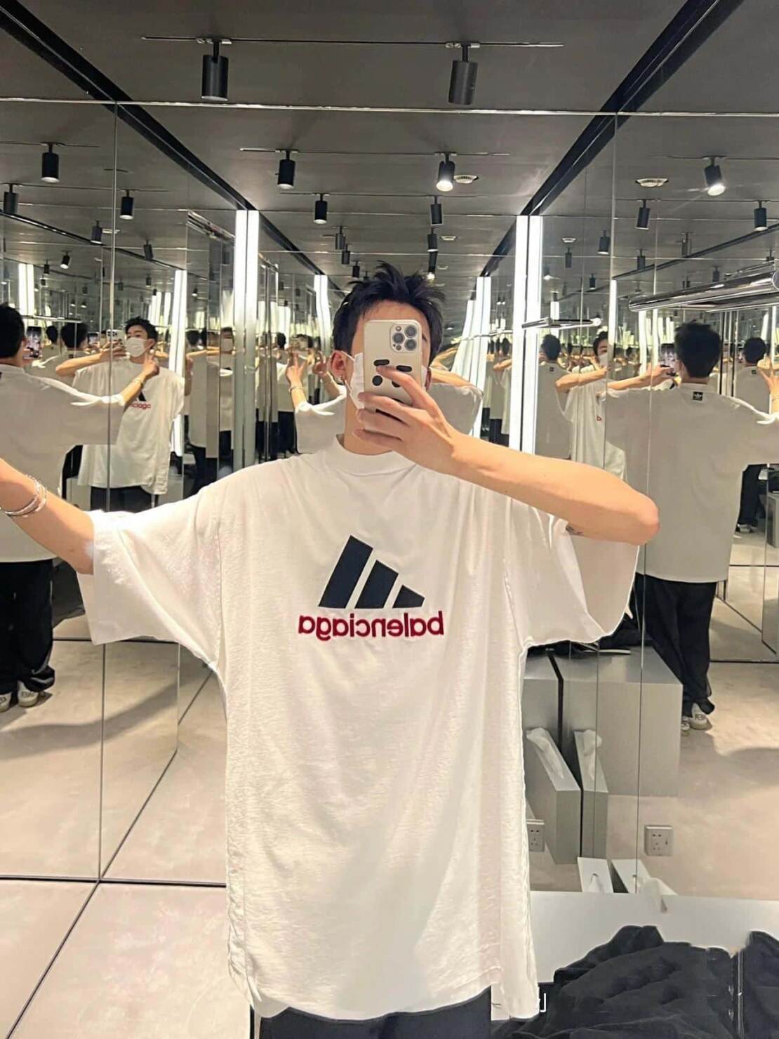 短袖, T恤 - GDSG94 Balenciaga 巴黎世家 x Adidas阿迪達斯聯名款三葉草刺繡logo短
