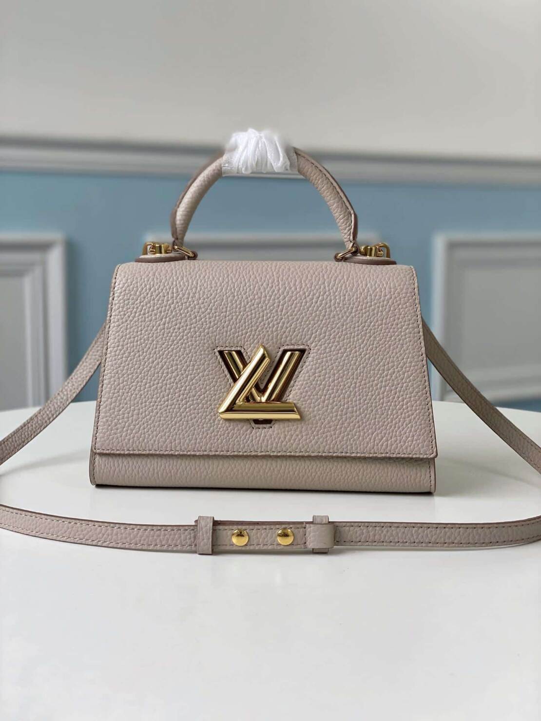 M57214, LOUIS VUITTON Twist One Handle - LOUIS VUITTON Twist One Handle 金屬logo 手提單肩斜挎包 小號 女款 灰褐色