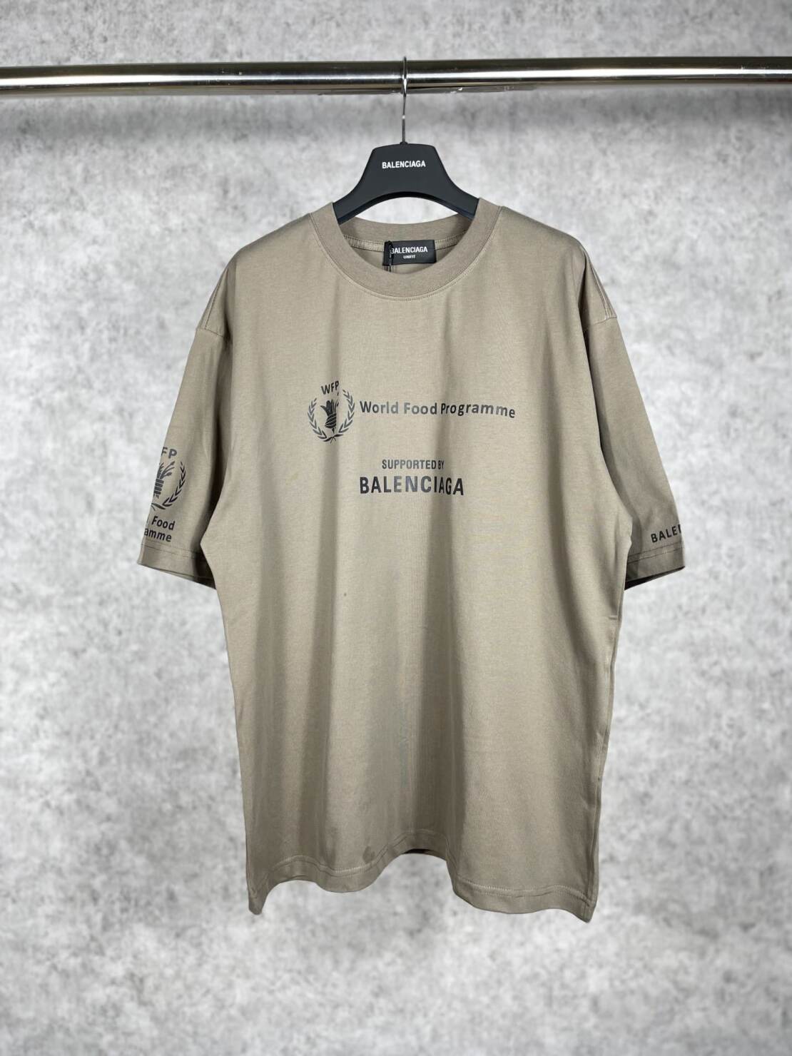 短袖, T恤 - XT3030實拍圖 BALENCIAGA 巴黎世家WF世界糧食署慈善限定款#