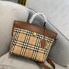Burberry - Burberry博柏利Vintage 复古經典格紋可調節肩帶翻蓋帆布拼皮 單肩斜挎包 女款棕色