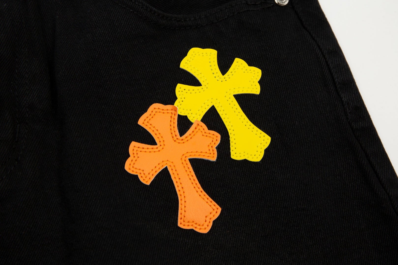 KO KE922# 市面唯一正確皮標版本 Chrome Hearts CH 克羅心 十字架刺繡做舊牛仔褲 - KO KE922# 市面唯一正確皮標版本 Chrome Hearts CH 克羅心 十字架刺繡做舊牛仔褲