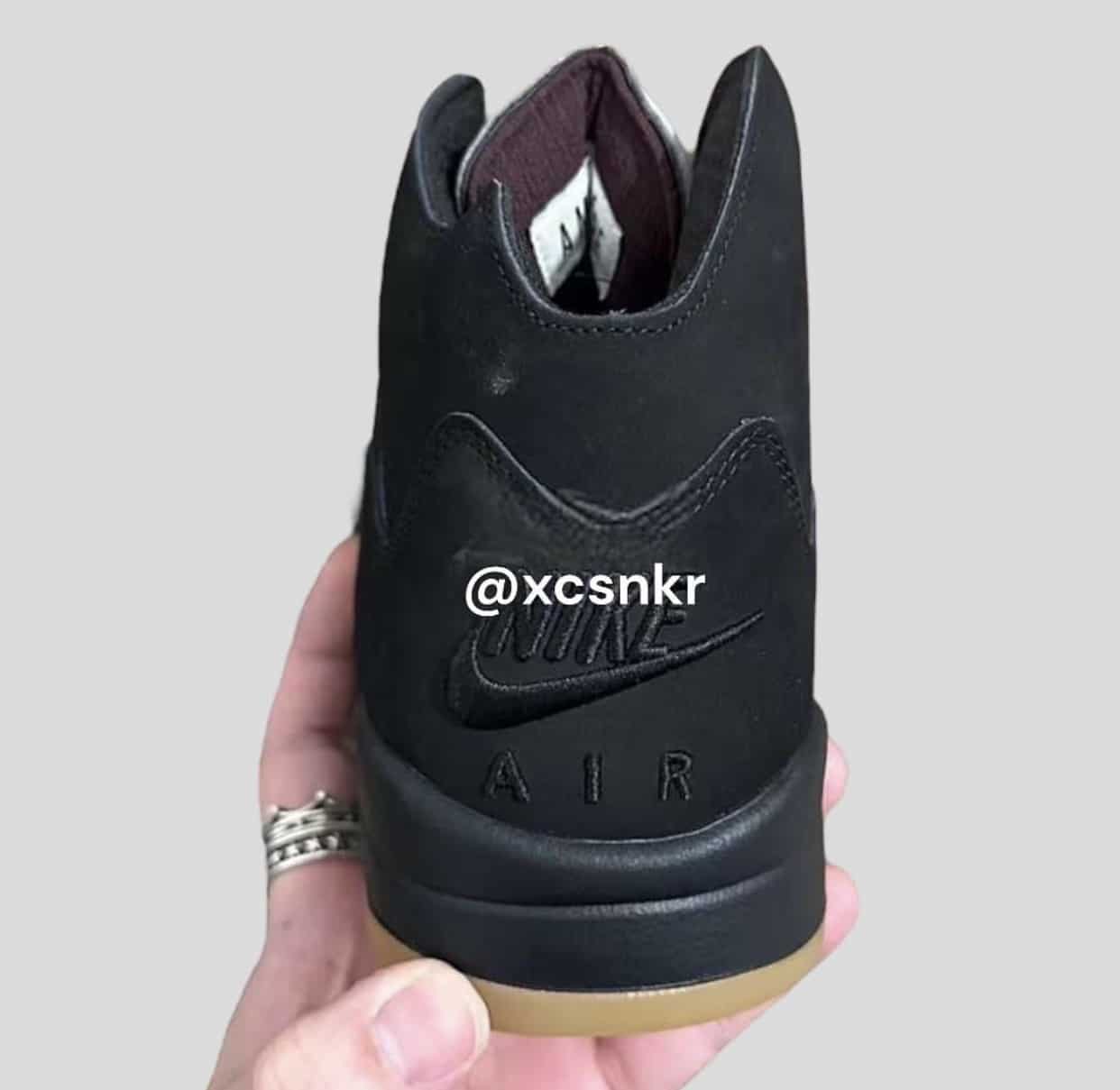 FD1330-001, A Ma Maniére x Air Jordan 5 “Black” - 首次亮相：A Ma Manière x Air Jordan 5 “Black”