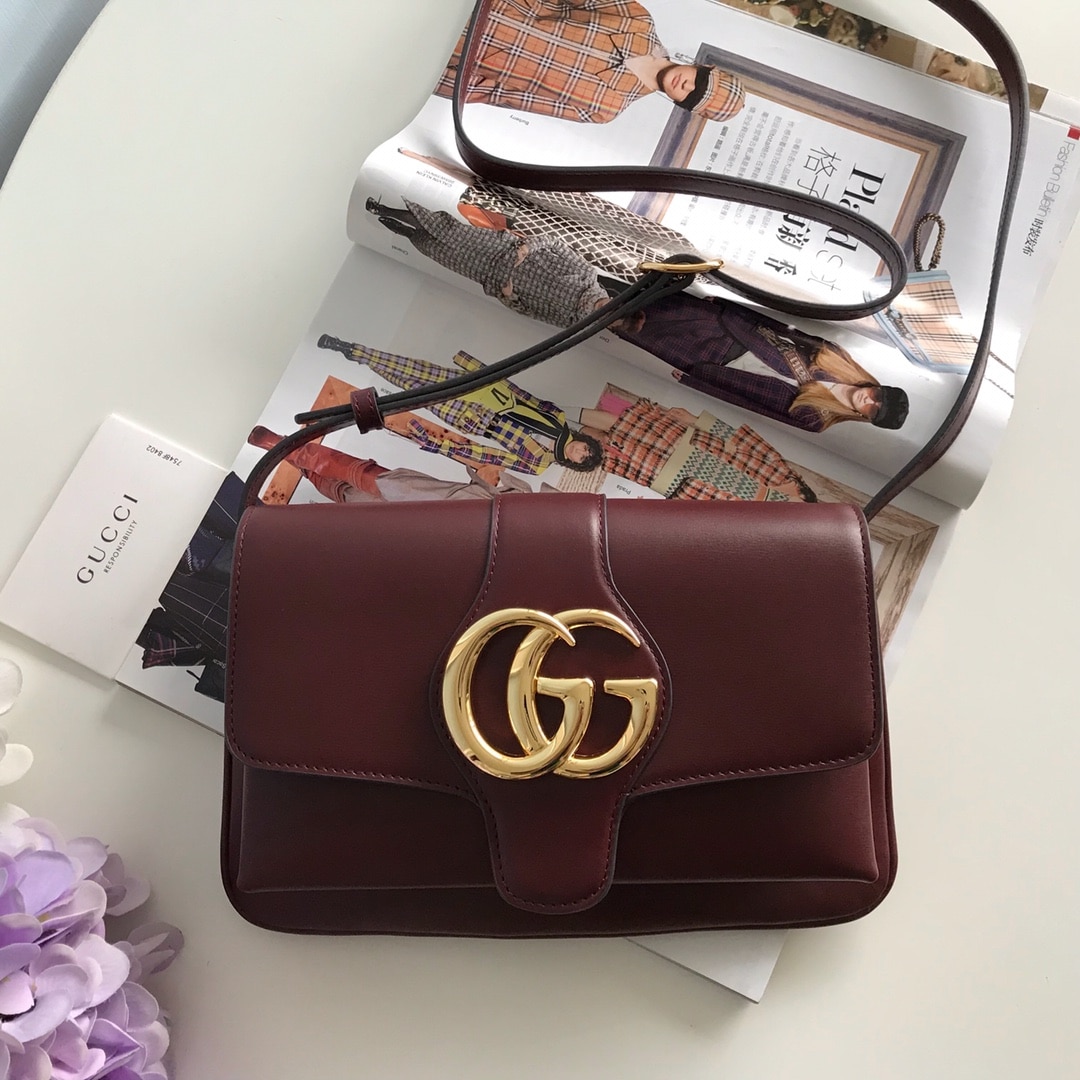 GUCCI - GUCCI（古馳）Arli 金標Logo 皮革 單肩斜挎包 小號女款洒紅色