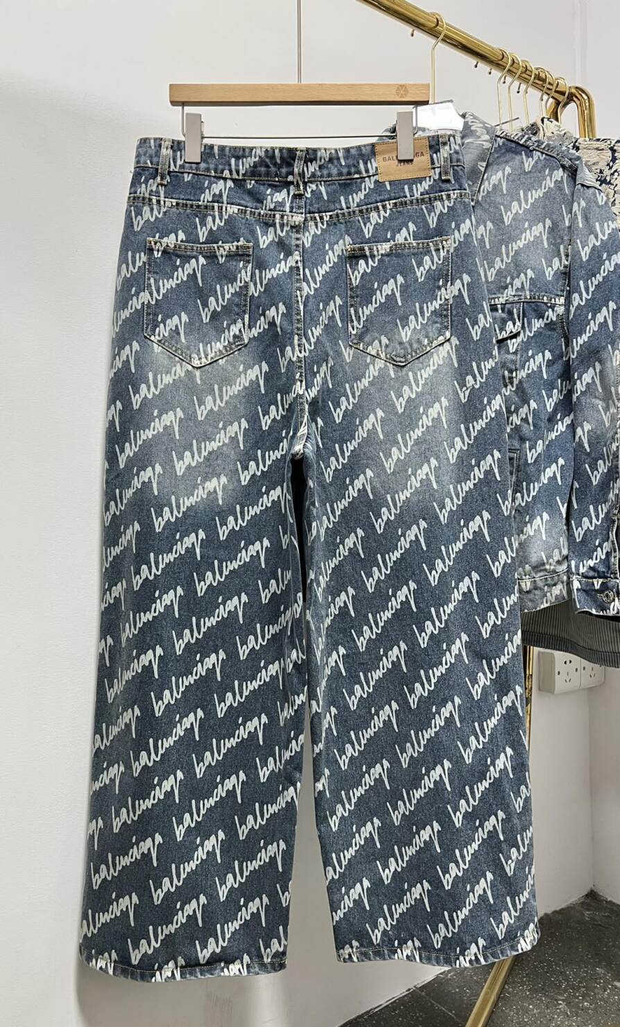 長褲, 衛褲, 衛衣, Burberry - 211#實拍 高版本巴黎世家彈幕簽名款塗鴉滿印牛仔長褲 百分比純棉厚牛仔超大寬松版本 重