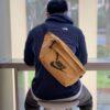 - I6035 耐克nike王一博同款大容量胸包ins潮休閒運動單肩男女情侶同款背包腰包斜挎包 顏色淺骨色
