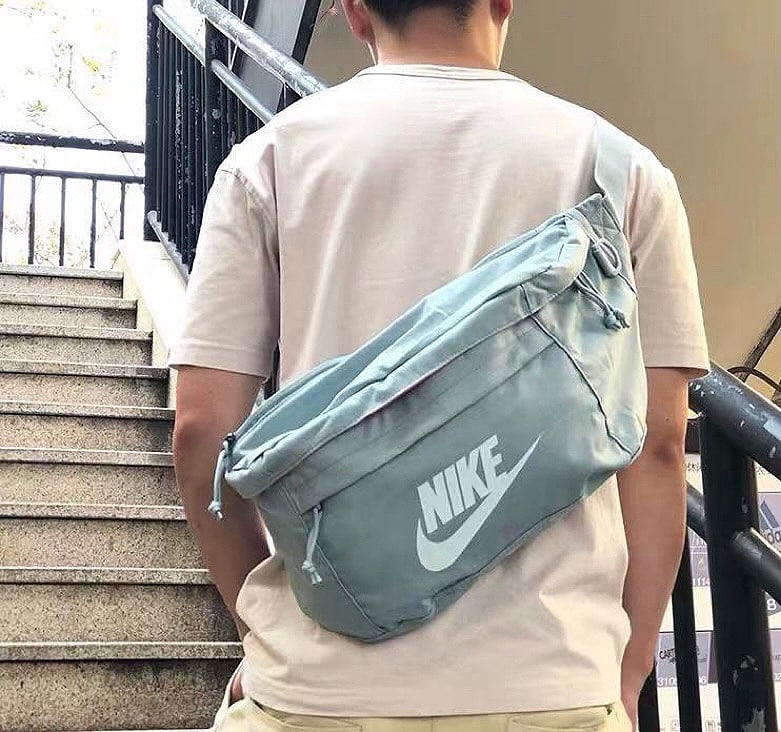 長褲, 長袖, 襯衫, 衛衣, Burberry - 款號OK#3029 王一博同款冰藍色NIKE耐克高版本大容量胸包斜挎包大腰包 高質量 區別低版本! !支持