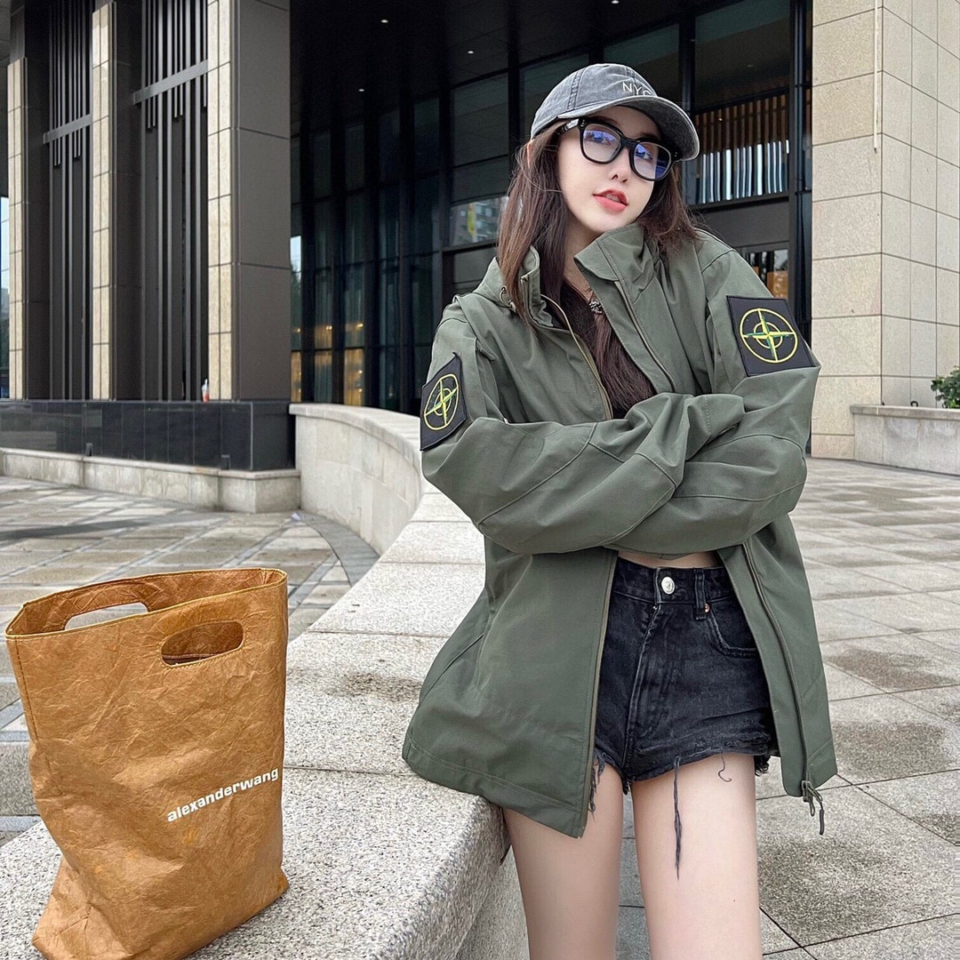 衛衣, 棒球服, 棉服, 夾克 - 款號 石頭島Stone island 22ss戶外機能沖鋒衣夾克暗黑機能風 防水抗風