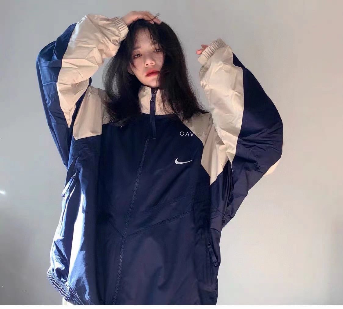 長褲, 衛衣, 棒球服, 棉服, 夾克 - 模特圖 CAVEMT X NIKE 聯名運動夾克沖鋒衣外套 sizeOS版型 試穿男生
