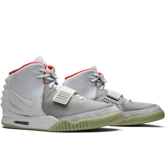 NIKE AIR YEEZY 2 NRG “Pure Platinum” 508214 010