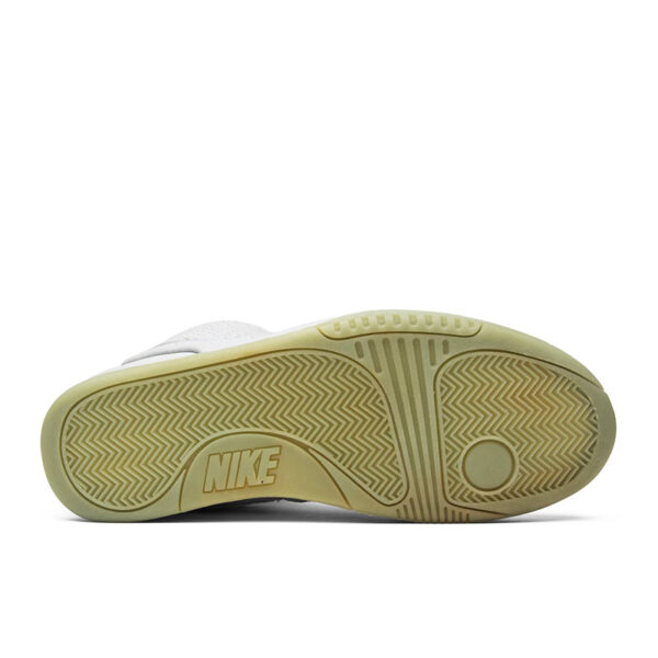 NIKE AIR YEEZY 2 NRG “Pure Platinum” 508214 010