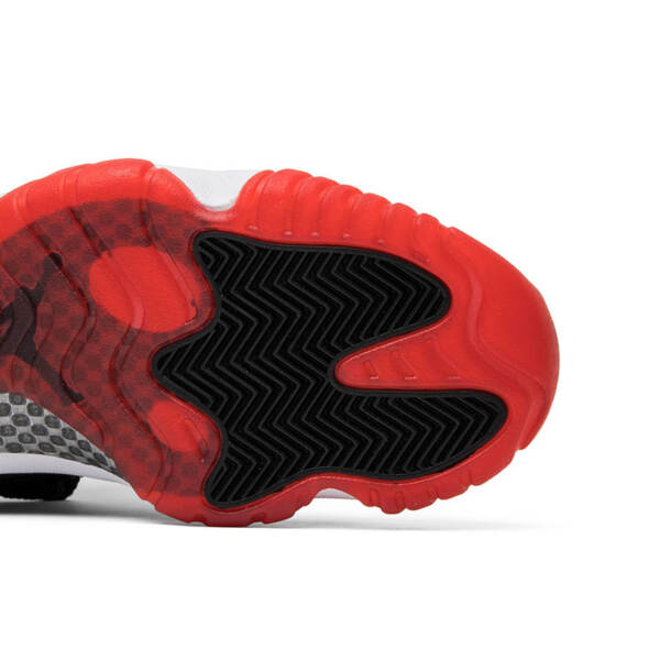 Air Jordan 11 RETRO LOW “BRED” 528895 012