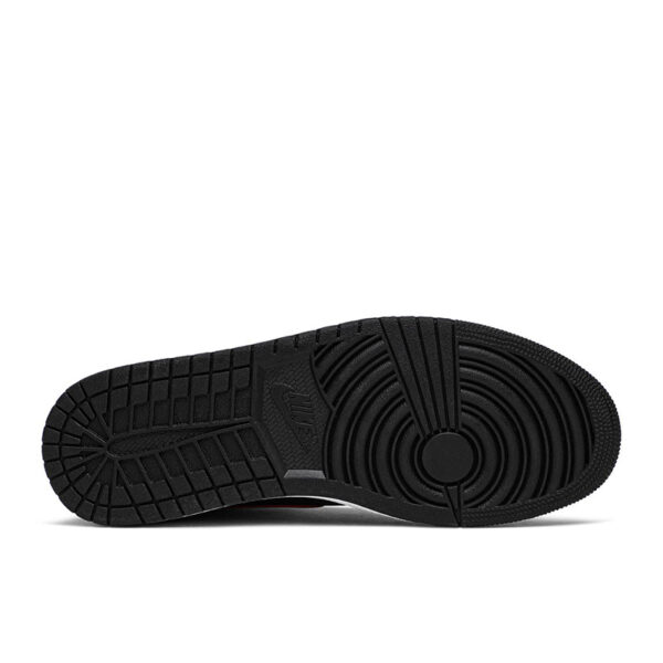 Air Jordan 1 MID “BRED” 554724 054