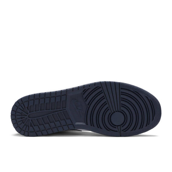 Air Jordan 1 MID “SANDED PURPLE” 554724 445