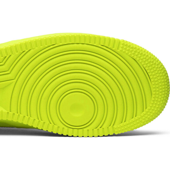 Off-White x Air Force 1 Low “Volt” AO4606-700