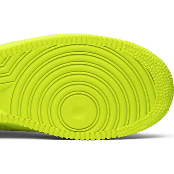 Off-White x Air Force 1 Low “Volt” AO4606-700