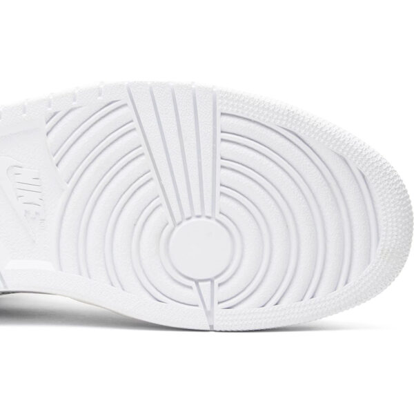 Off-White x Air Jordan 1 Retro High OG “White” 2018 AQ0818-100