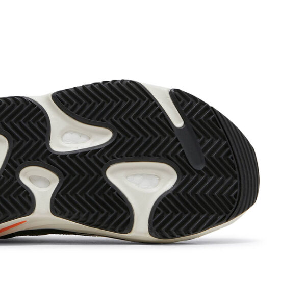 “Special Price” yeezy BOOST 700 “WAVE RUNNER” B75571-TJ