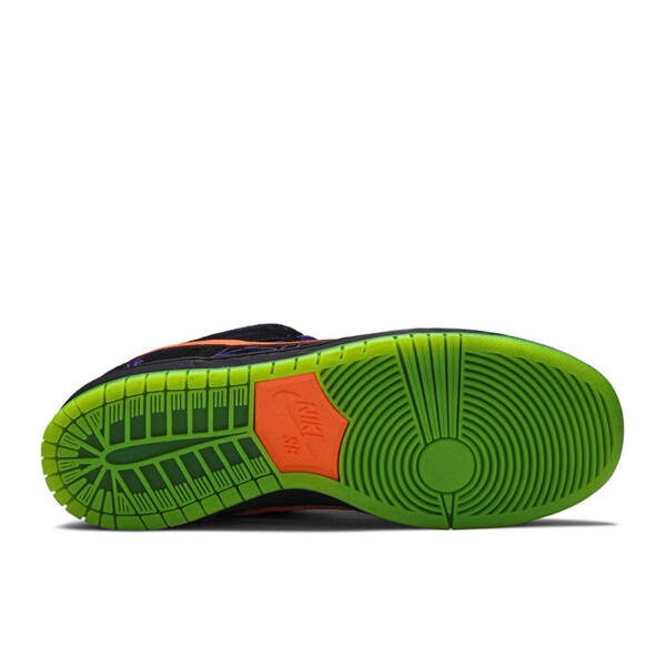 DUNK LOW SB “NIGHT OF MISCHIEF” BQ6817 006
