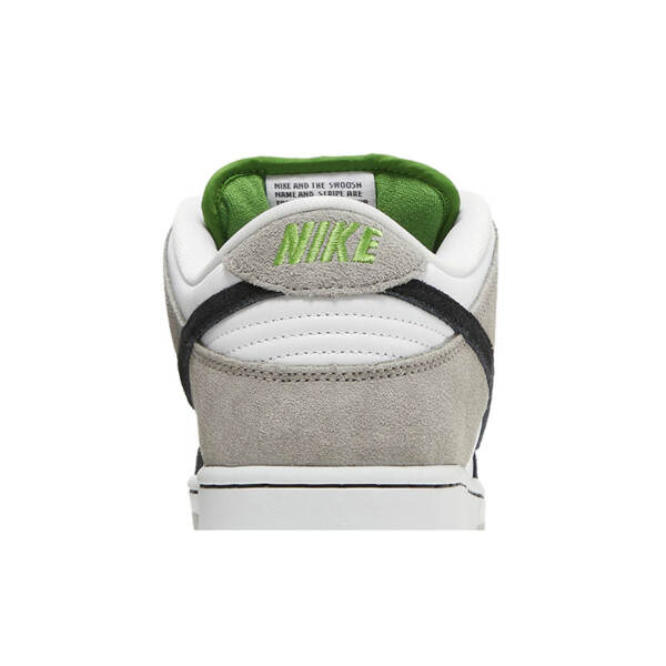 DUNK LOW SB “CHLOROPHYLL” BQ6817 011