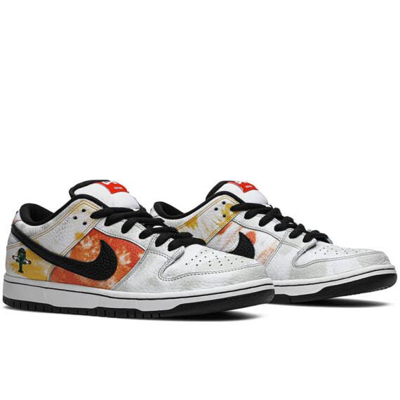 DUNK SB LOW “TIE-DYE RAYGUN – WHITE” BQ6832 101
