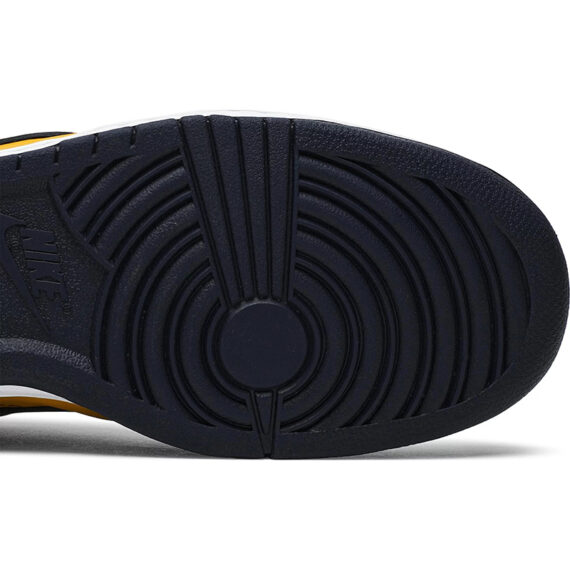 Off-White x Dunk Low “University Gold” CT0856-700