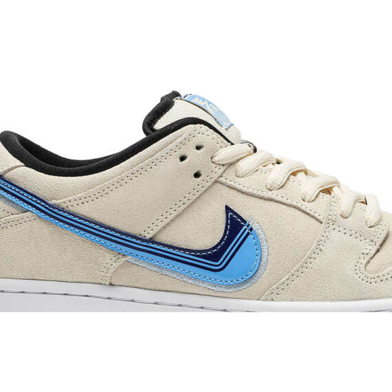 DUNK SB LOW “TRUCK IT” CT6688 200