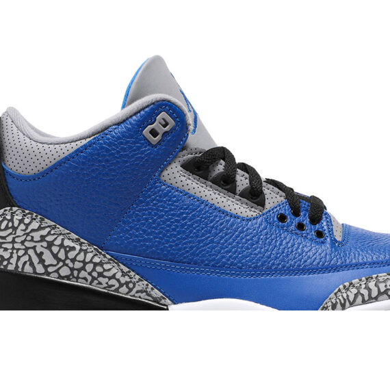 Air Jordan 3 RETRO “VARSITY ROYAL” CT8532 400