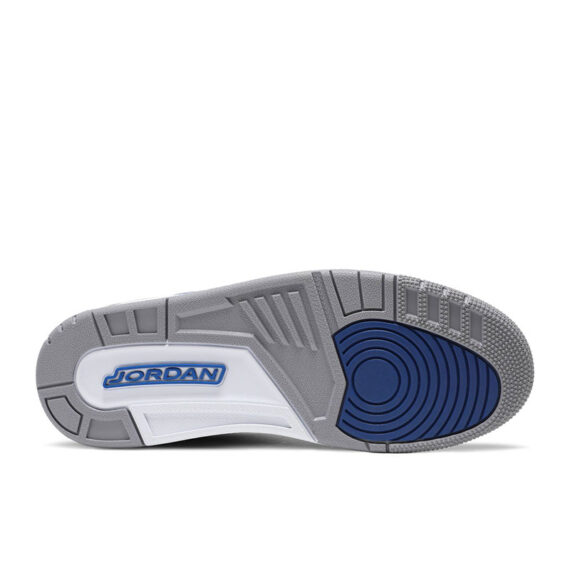 Air Jordan 3 RETRO “VARSITY ROYAL” CT8532 400