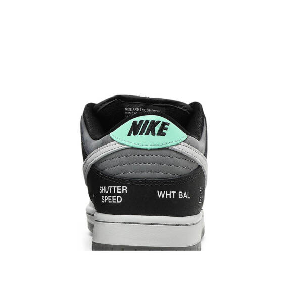 DUNK LOW SB “CAMCORDER” CV1659 001