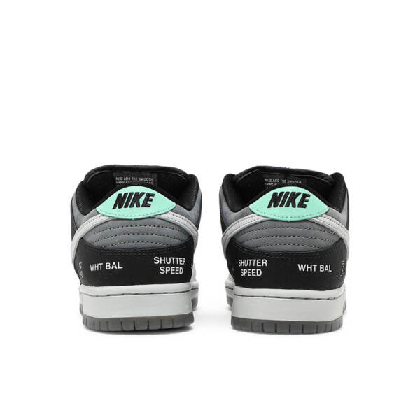 DUNK LOW SB “CAMCORDER” CV1659 001