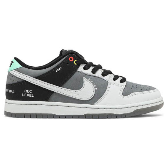 DUNK LOW SB “CAMCORDER” CV1659 001