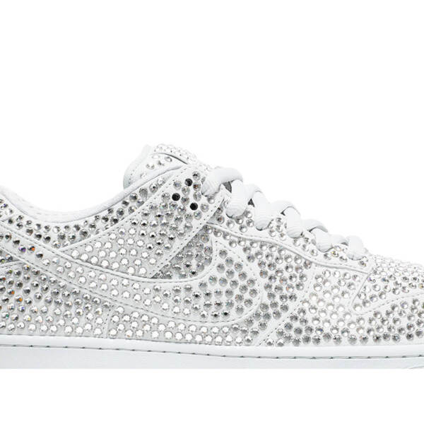 CACTUS PLANT FLEA MARKET X SWAROVSKI X DUNK LOW “PURE PLATINUM” CZ2670 001