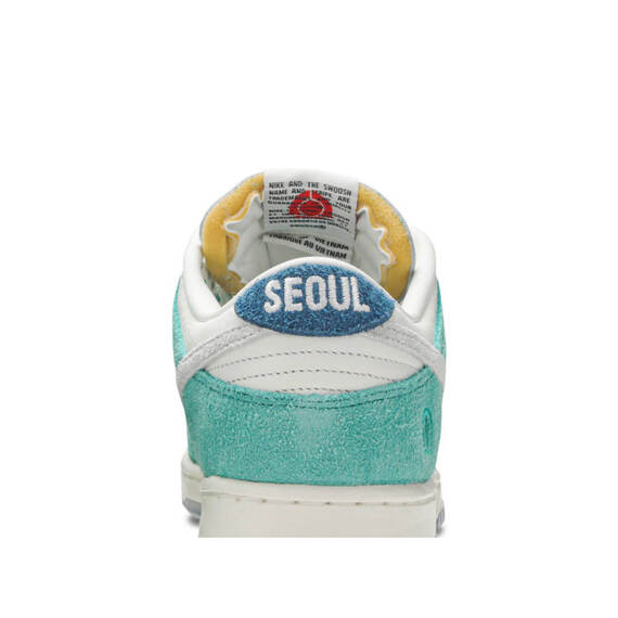 KASINA X DUNK LOW “ROAD SIGN” CZ6501 101