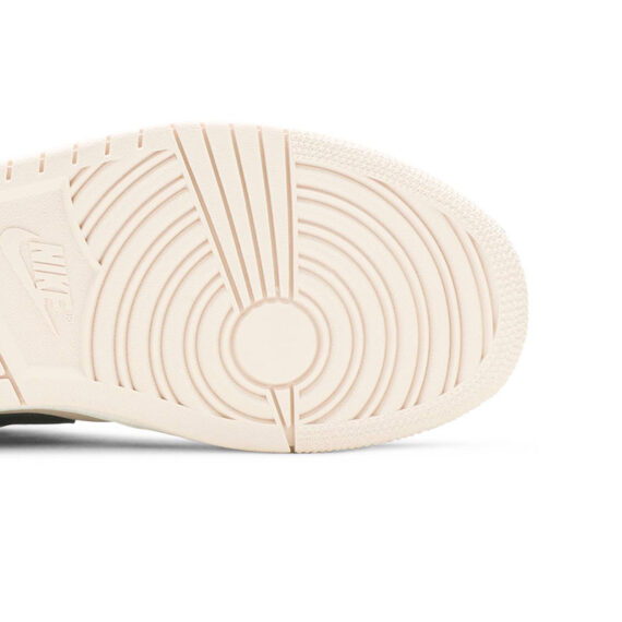 Air Jordan 1 LOW “BLACK GUAVA ICE” DC0774 003