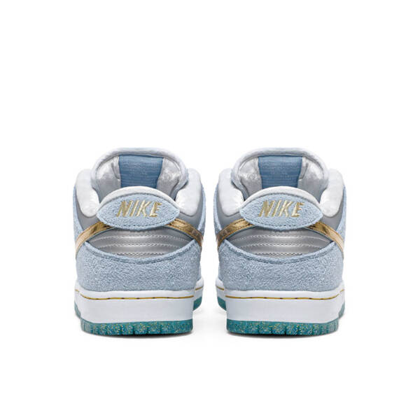 SEAN CLIVER X DUNK LOW SB “HOLIDAY SPECIAL” DC9936 100