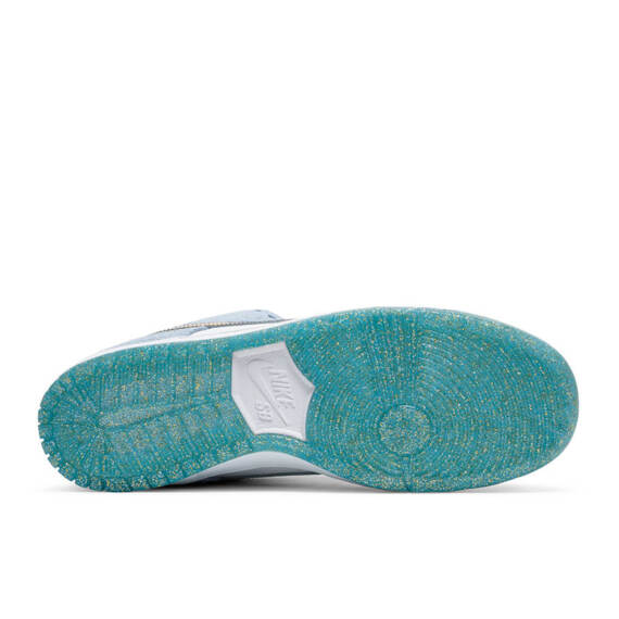 SEAN CLIVER X DUNK LOW SB “HOLIDAY SPECIAL” DC9936 100