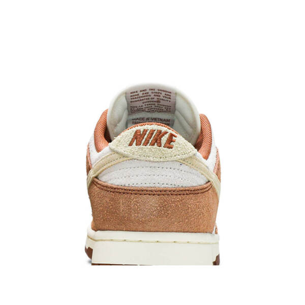 DUNK LOW PREMIUM “MEDIUM CURRY” DD1390 100