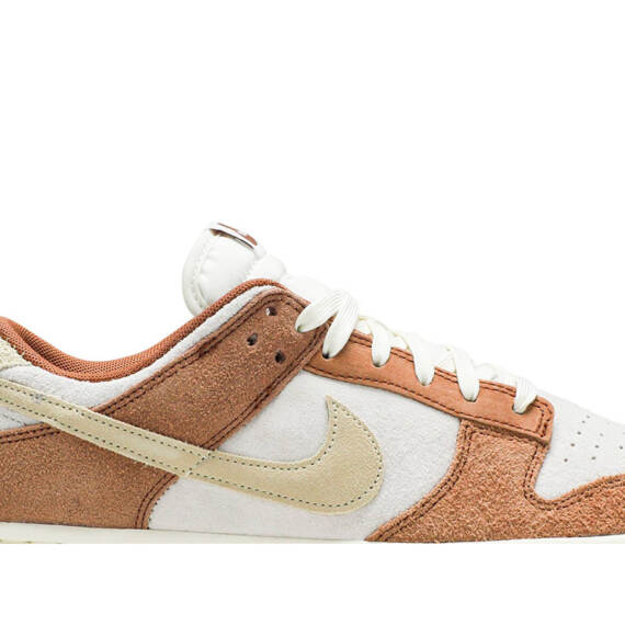 DUNK LOW PREMIUM “MEDIUM CURRY” DD1390 100