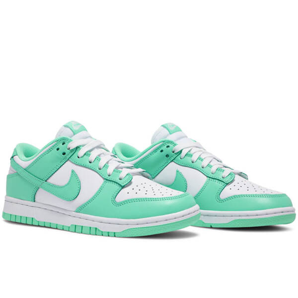 DUNK LOW “GREEN GLOW” DD1503 105