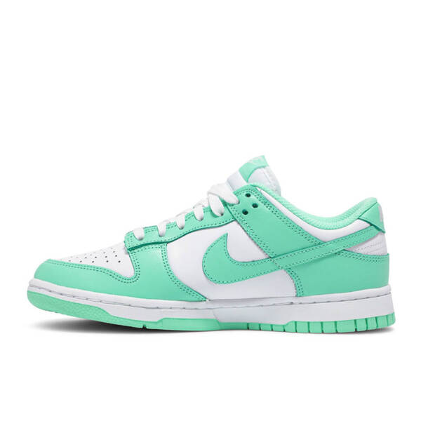 DUNK LOW “GREEN GLOW” DD1503 105