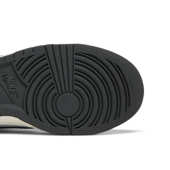 Dunk Low “Light Smoke Grey” DD1503 117