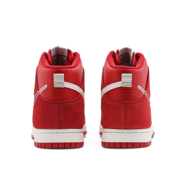 DUNK HIGH SE “FIRST USE PACK – UNIVERSITY RED” DH0960 600