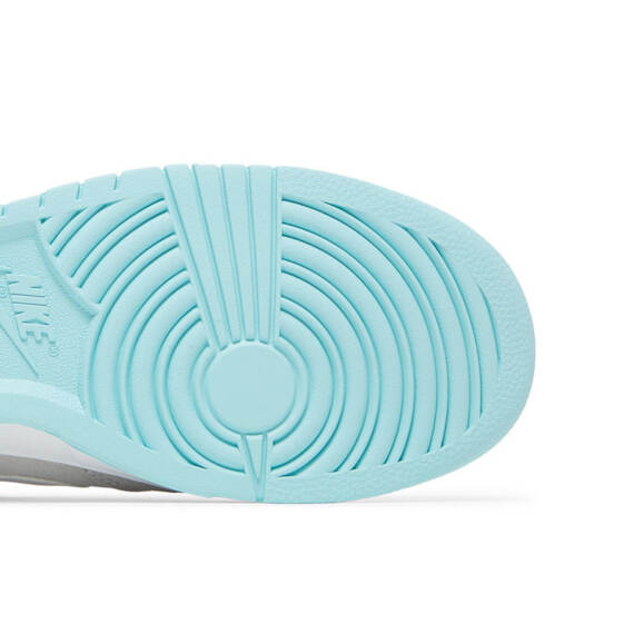 Dunk Low SE “Barber Shop – Grey” DH7614 500