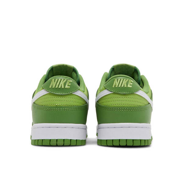 Dunk Low “Chlorophyll” DJ6188 300