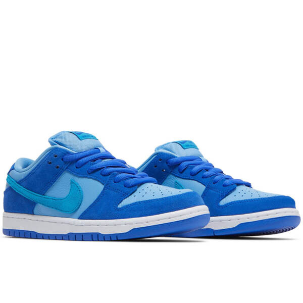 DUNK LOW PRO SB “FRUITY PACK – BLUE RASPBERRY” DM0807 400