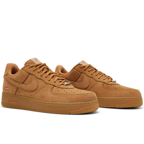 Supreme x Air Force 1 Low SP “Wheat” DN1555 200