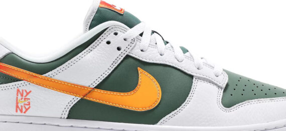Dunk Low “NY vs NY” DN2489 300