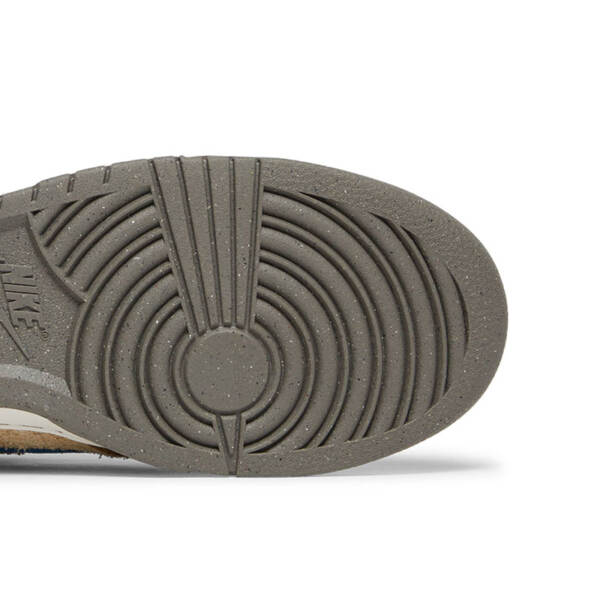 DUNK LOW “DARK DRIFTWOOD” DO6712 200