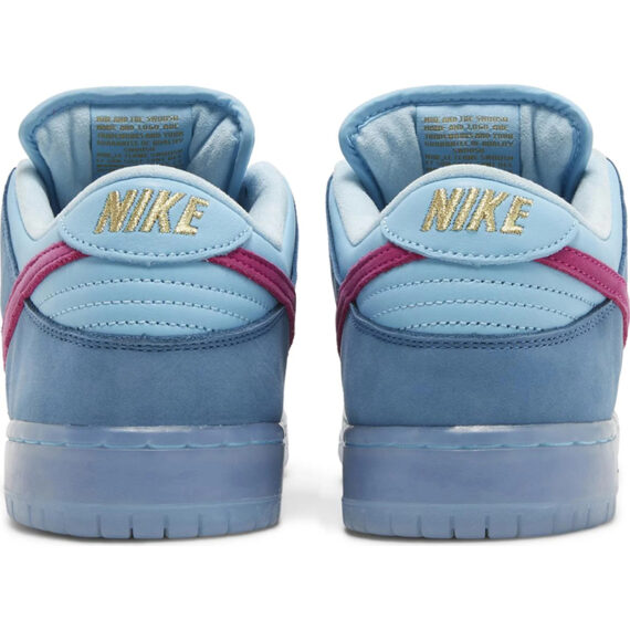 Run The Jewels x Dunk Low SB “4/20” DO9404-400