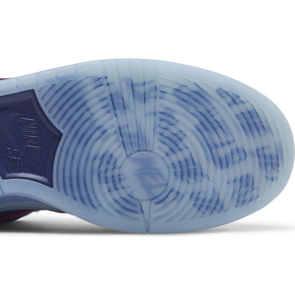 Run The Jewels x Dunk Low SB “4/20” DO9404-400